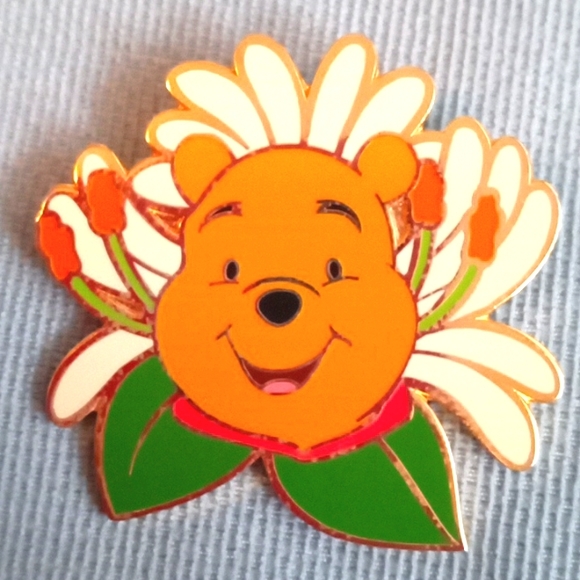 Disney Jewelry - DISNEY WINNIE THE POOH FLOWER PIN